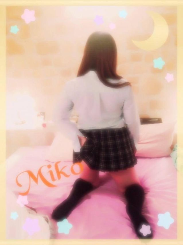 姉系女子☆みこ（コスプレ専門店　BLUE MOON）