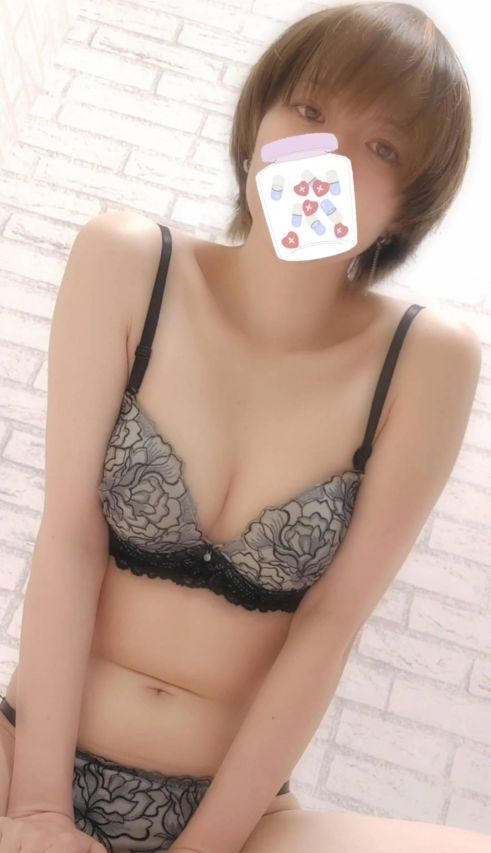 小悪魔女子☆みう（コスプレ専門店　BLUE MOON）