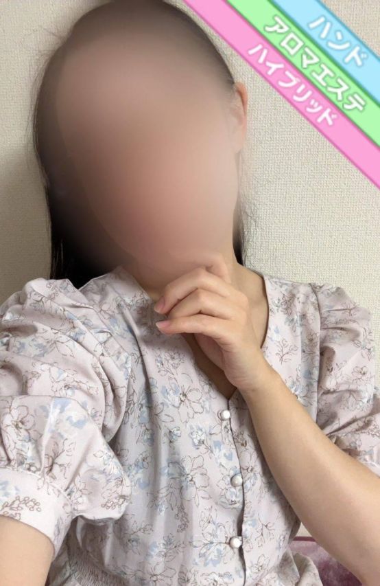 新人すみれ(長岡市総合デリヘル COLOR〜デリヘル・手コキ・密着エステ〜)