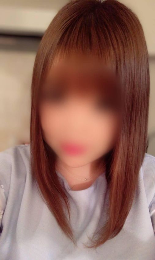 みなみ【体験入店】（多彩妻）