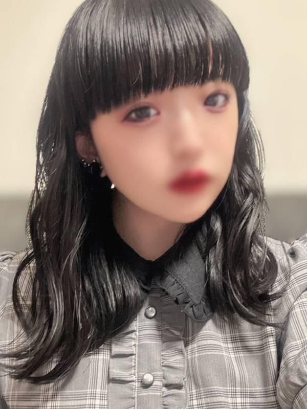 新人【えみる】(Club Crystal)