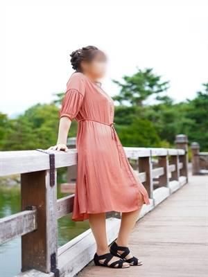 あやの(らぶ妻 〜新潟の人妻が集う店〜)