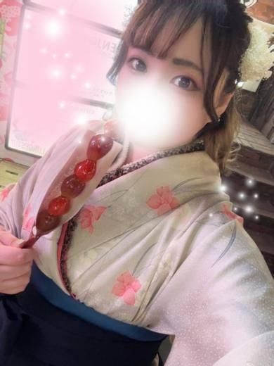 ななこ（HONEY）