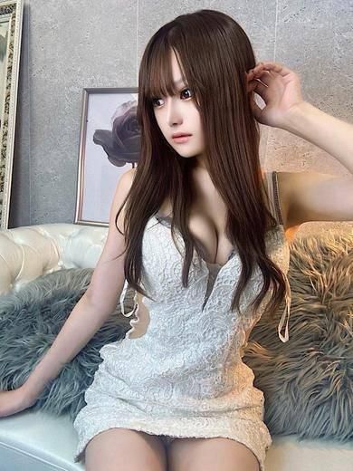 成美るうな(RICHARD(リシャール))