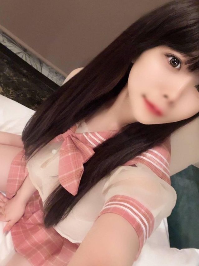 楪らな(RICHARD(リシャール))