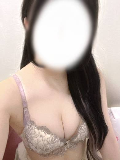 美甘もか(RICHARD(リシャール))