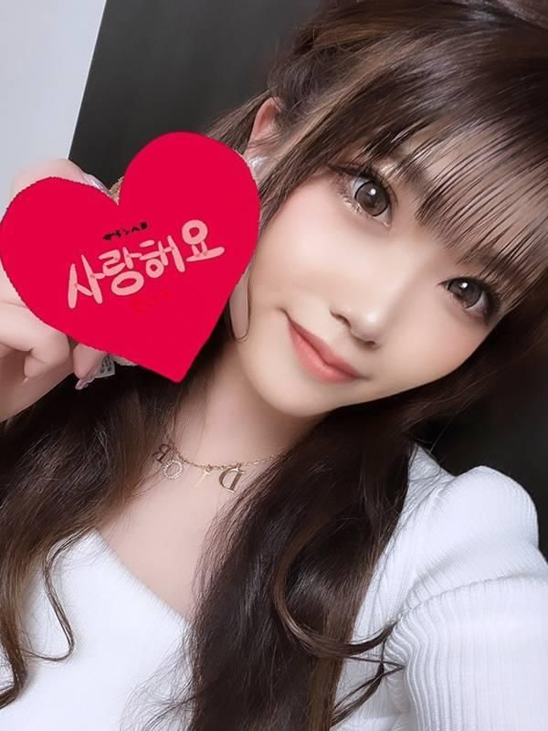 霜月まきな（RICHARD（リシャール））