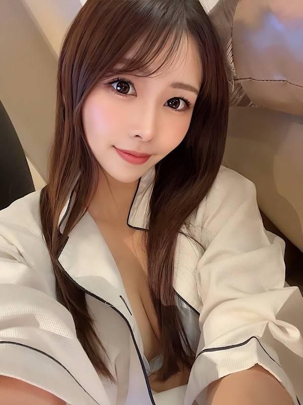 三喜かなえ（RICHARD（リシャール））