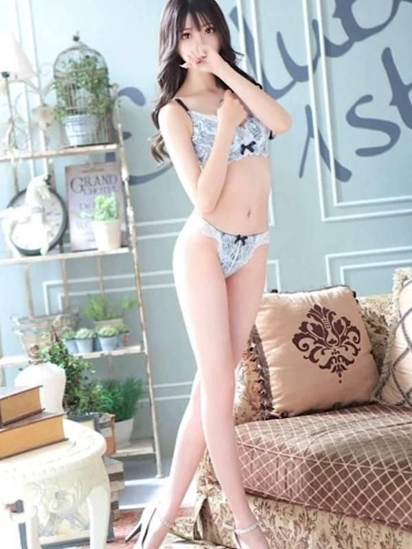 冬璃いぶき（RICHARD（リシャール））