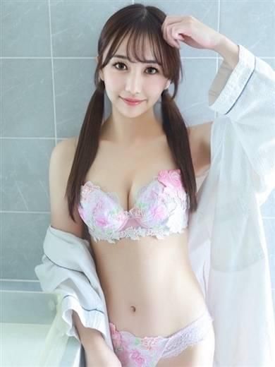 愛川もえ（RICHARD（リシャール））