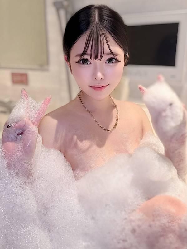 白雪よつば（RICHARD（リシャール））