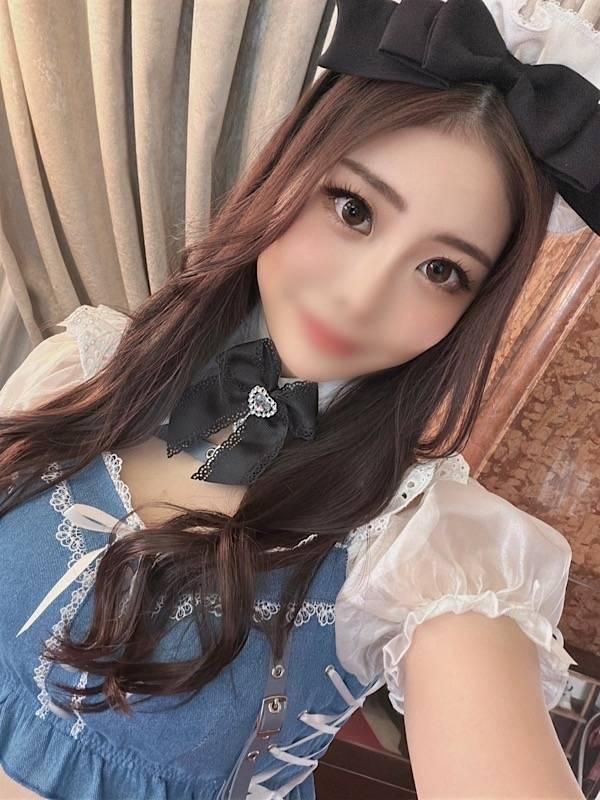 真白らら（RICHARD（リシャール））