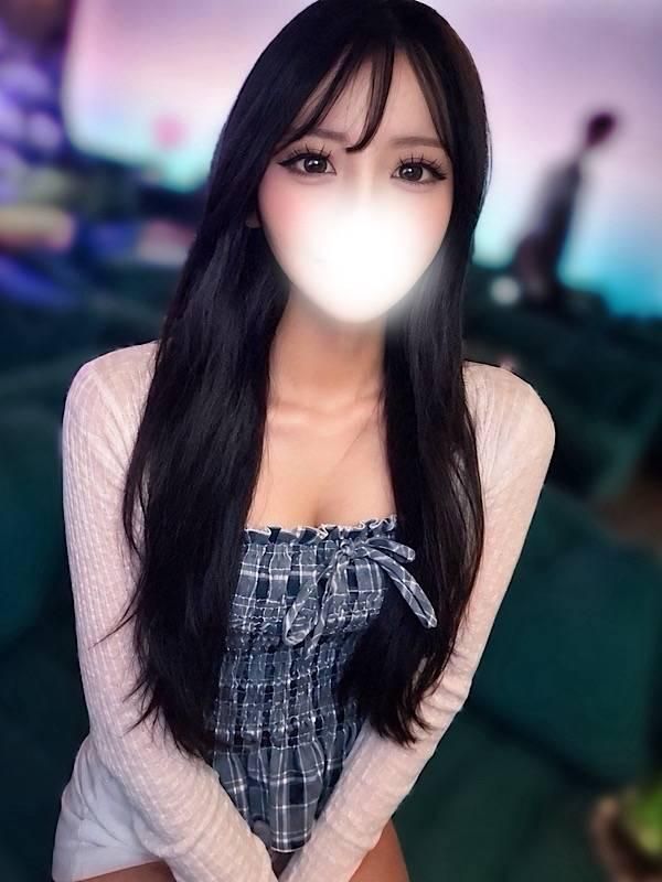 江美りりな（RICHARD（リシャール））