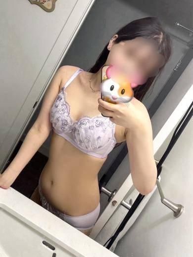 杉〇なぎさ【AV女優】(BLUE BIRD上越店)