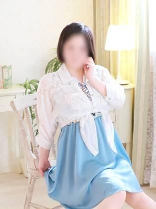 なつき（新潟元祖！ぽっちゃりデリヘル　ミルクパイ）