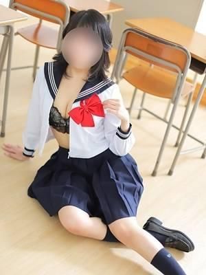 ちなつ(LOVE CLOVER)