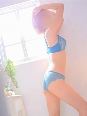 ゆみ（LOVE CLOVER）