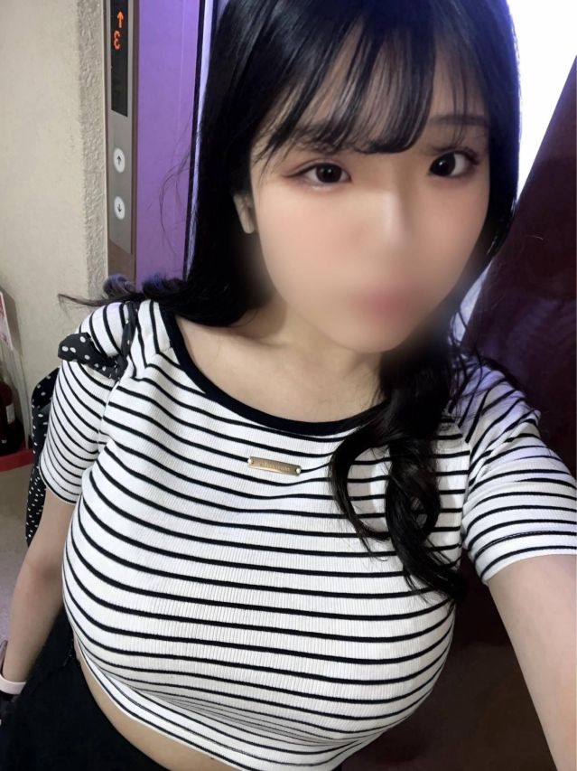 りえな（オレンジハウス）