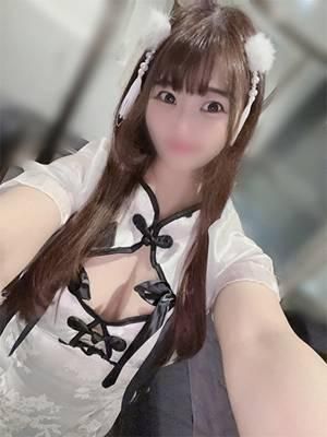 えみり（BARUBORA）