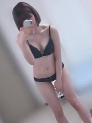 体験入店つゆ(BARUBORA)