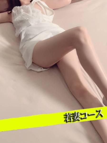 新人よな（甲府人妻隊）