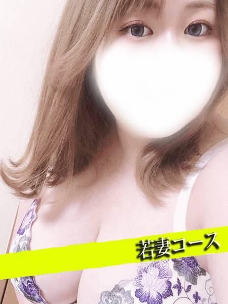 まな(甲府人妻隊)