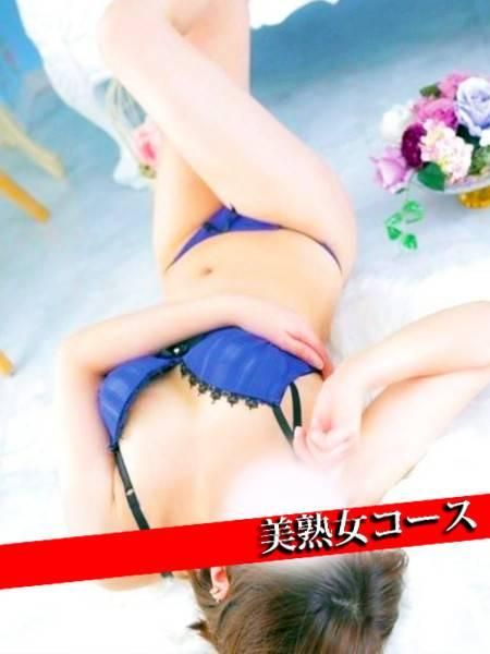 しのぶ（甲府人妻隊）