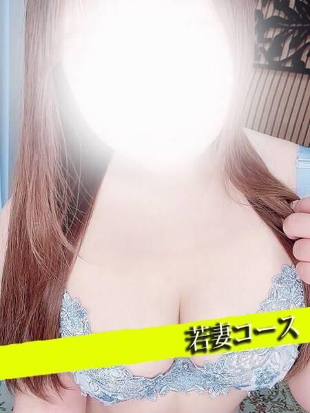 新人ゆん（甲府人妻隊）