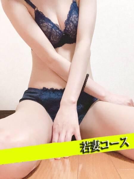 みさ（甲府人妻隊）