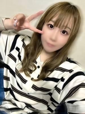 えな(マリン甲府店)