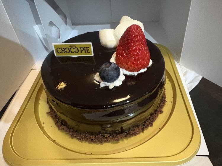 出勤してま〜す🌸🌸