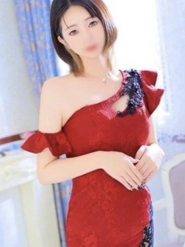 希奈(きな)(オールオプション無料!美人OLの秘密の裏接待)