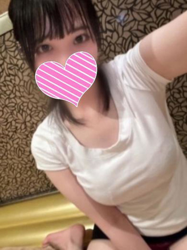 つな（LOVE&PLUS）