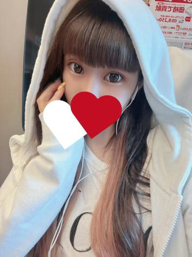 みこ（LOVE&PLUS）