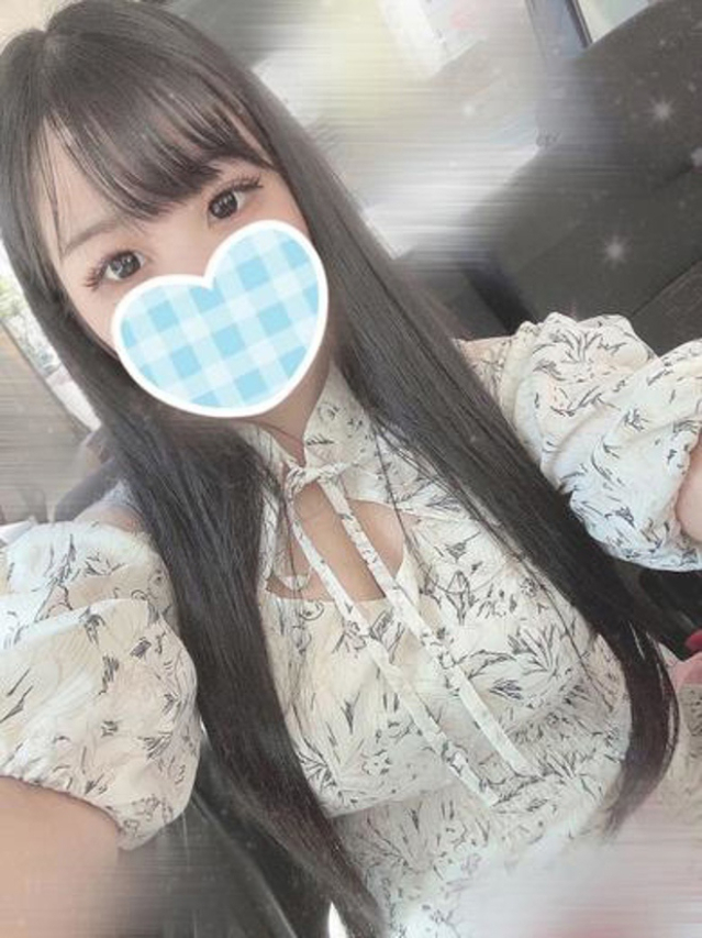 なな（LOVE&PLUS）