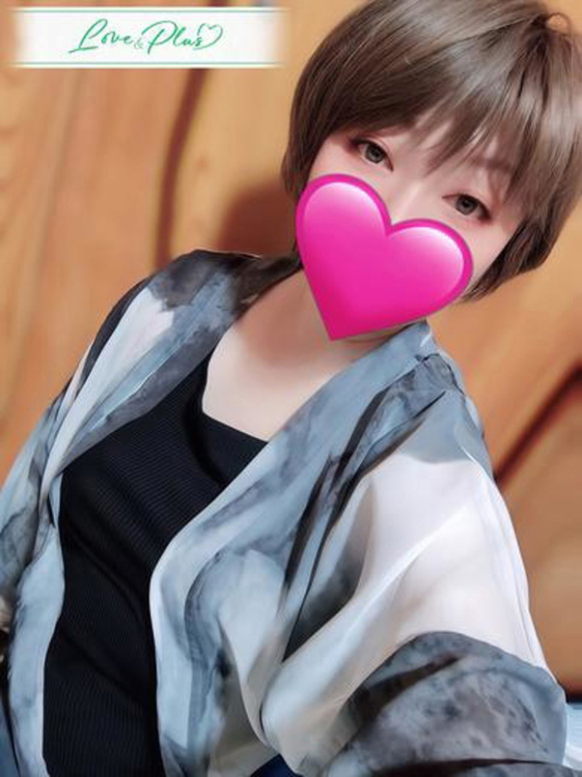 えみな（LOVE&PLUS）