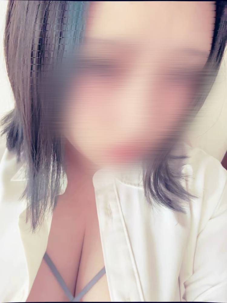 みお(徳島・秋田鷹匠ちゃんこ)