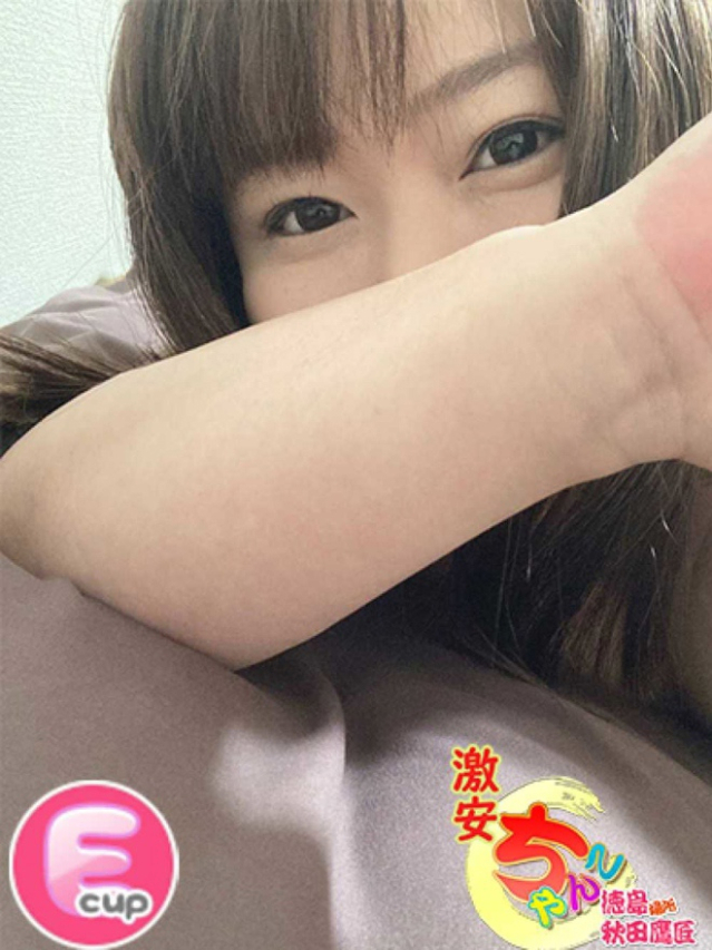 すみれ(徳島・秋田鷹匠ちゃんこ)