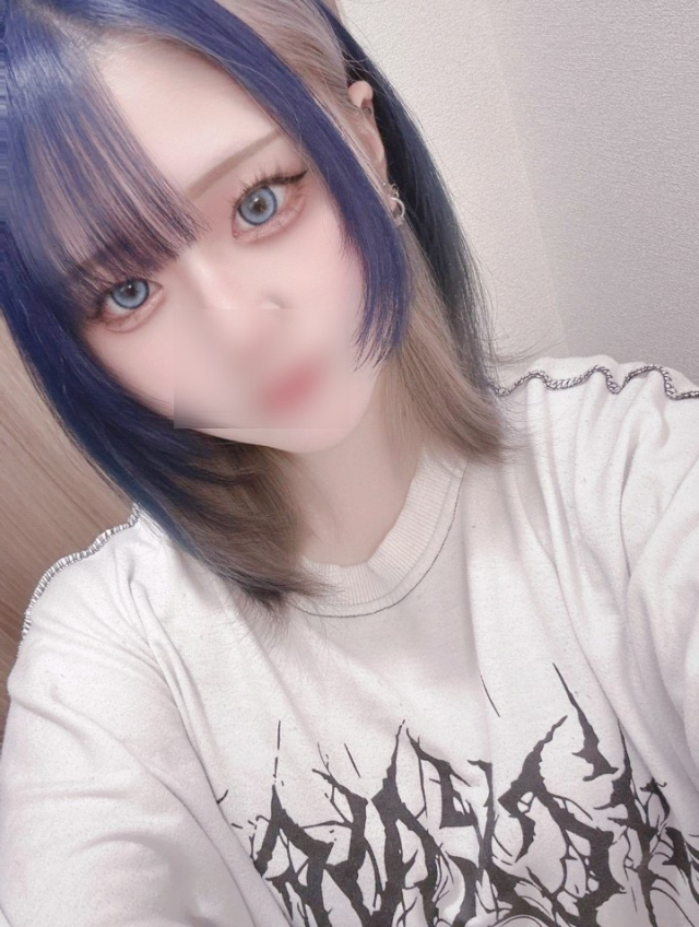 羽用 せな（Avant Garde）