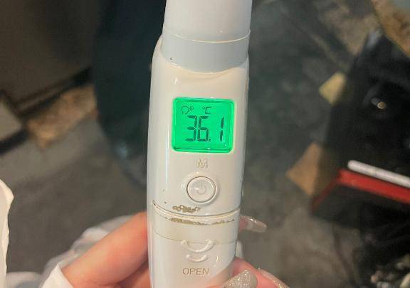 にこる