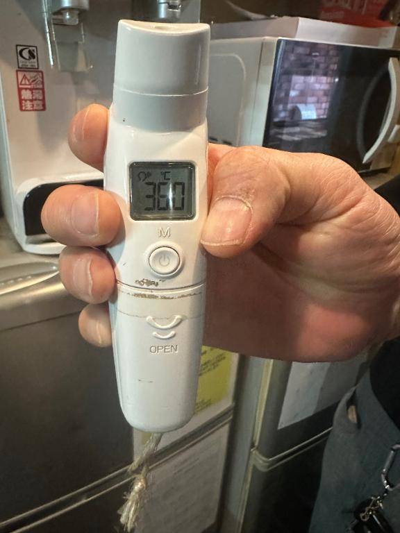 出勤しています(*^^*)