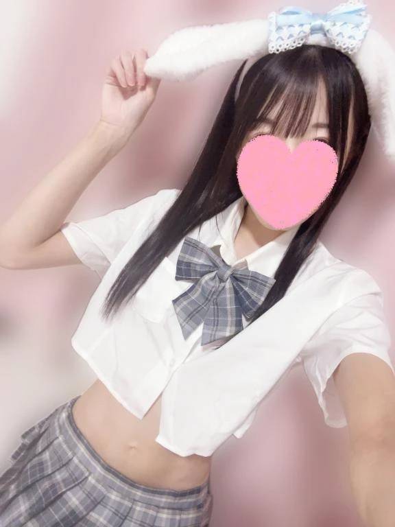 ころね【小柄×華奢な綺麗っ娘♡】