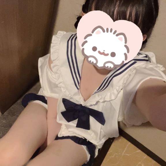 抱き枕代わりにさせて欲しい🥺