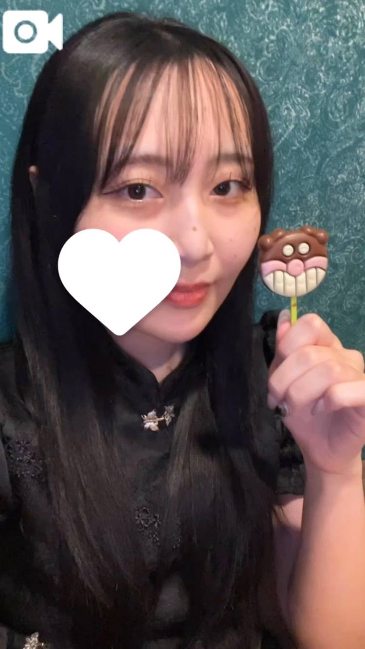 当ててみてね😈‎🤍