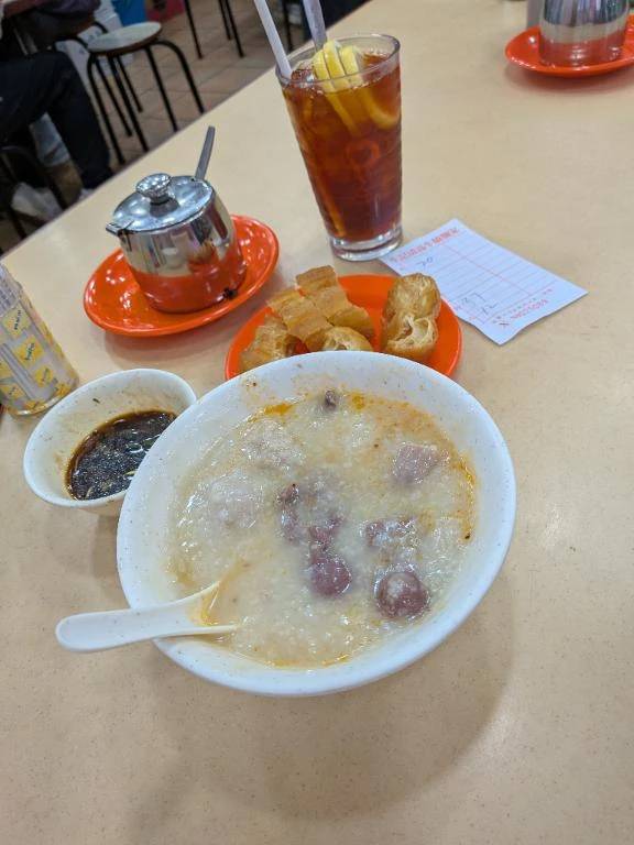 外食しますか？