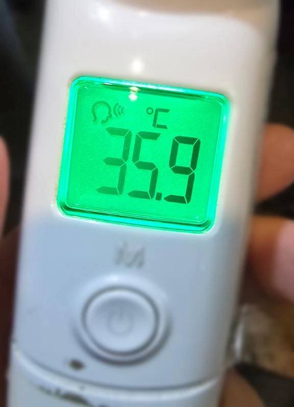 ゆり【完璧すぎる爆乳BODY♡】