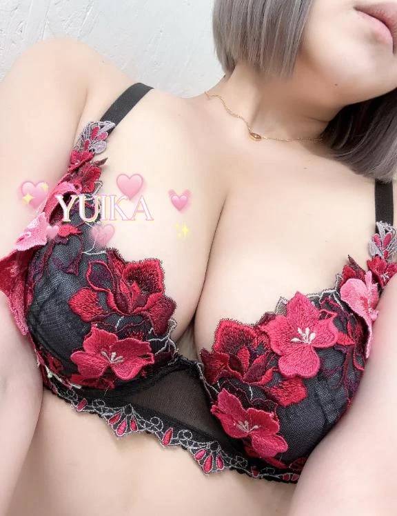 お題❤️ヘアカットの日！！ どんな髪型好きですか？？