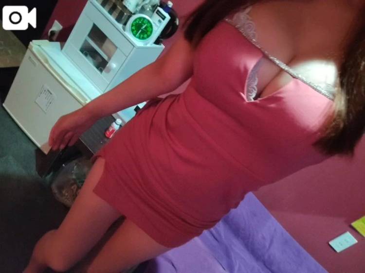 動画🎥脚スラッとおっパイむに