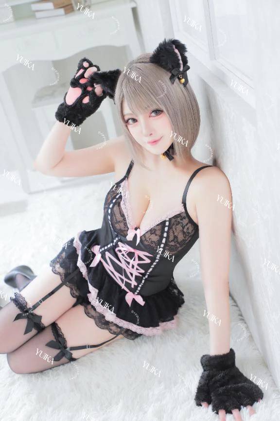 本日も🐈‍⬛🎀