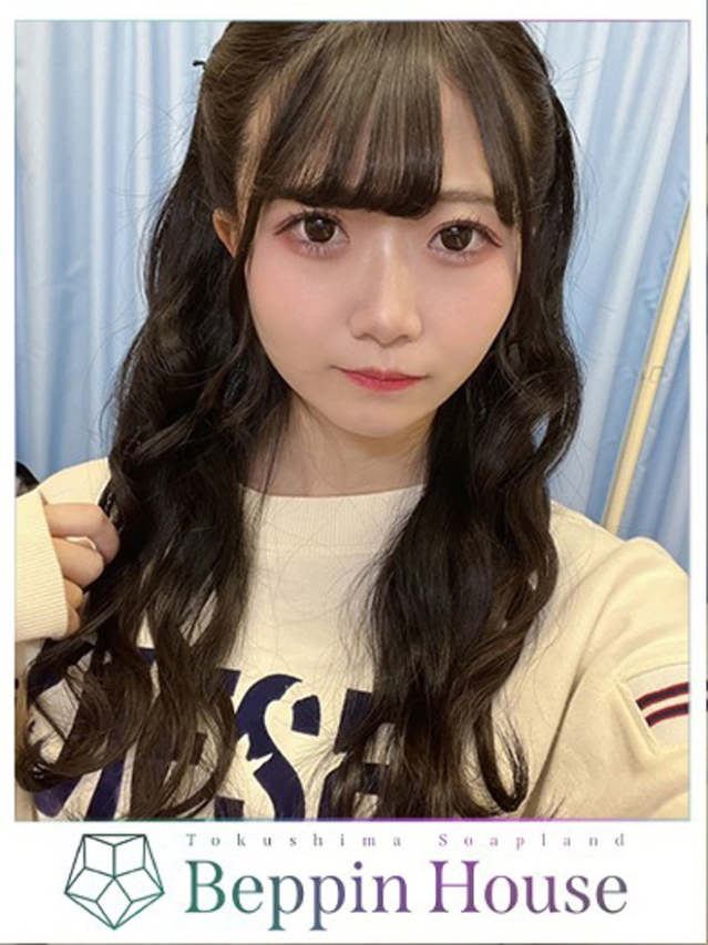 るな【アイドル顔負け美少女】